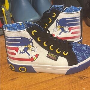 Kids Sonic High-Top Sneakers
